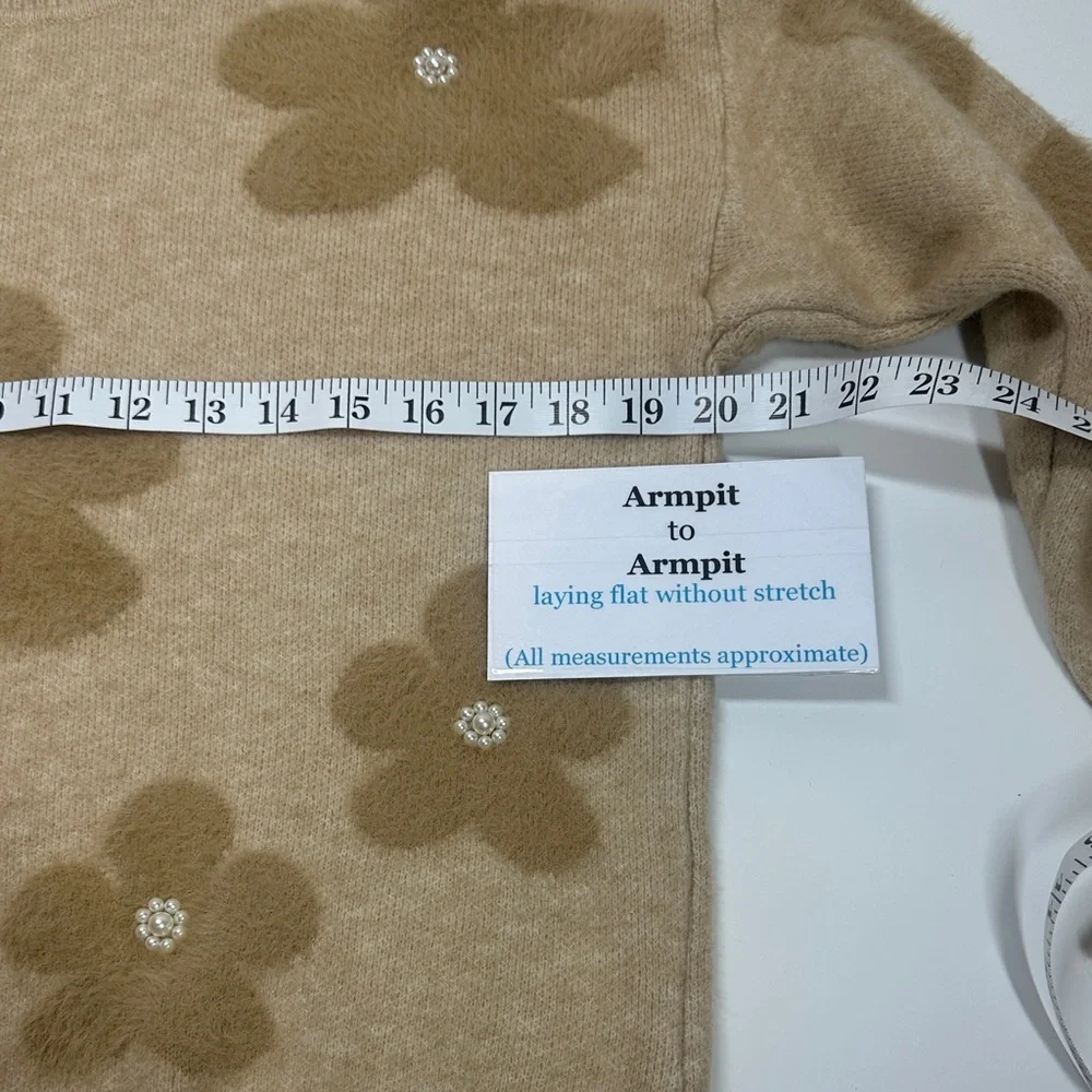 Nanette Lepore Eyelash Retro Pearl Cream Floral Crew Neck Sweater Small